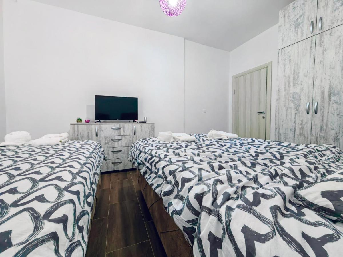 Mialex Apartments Dobra Voda Dış mekan fotoğraf