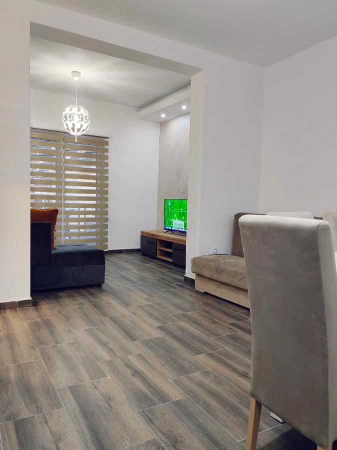 Mialex Apartments Dobra Voda Dış mekan fotoğraf