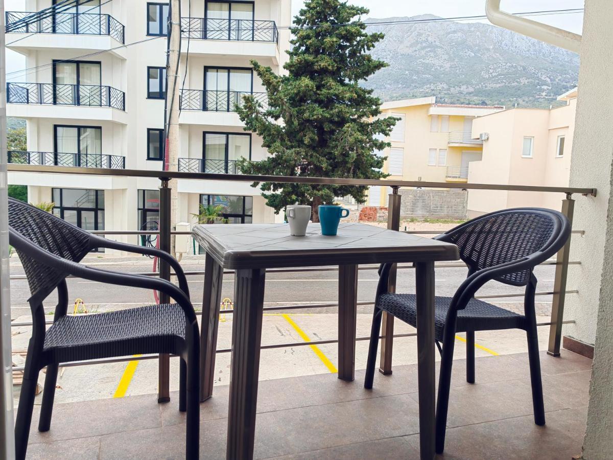 Mialex Apartments Dobra Voda Dış mekan fotoğraf