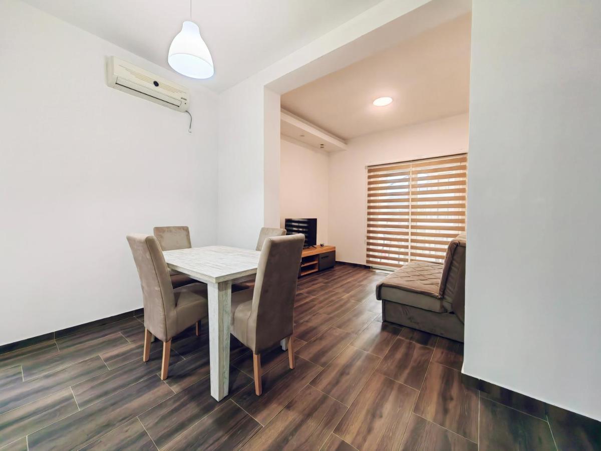 Mialex Apartments Dobra Voda Dış mekan fotoğraf