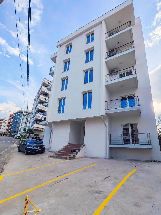 Mialex Apartments Dobra Voda Dış mekan fotoğraf